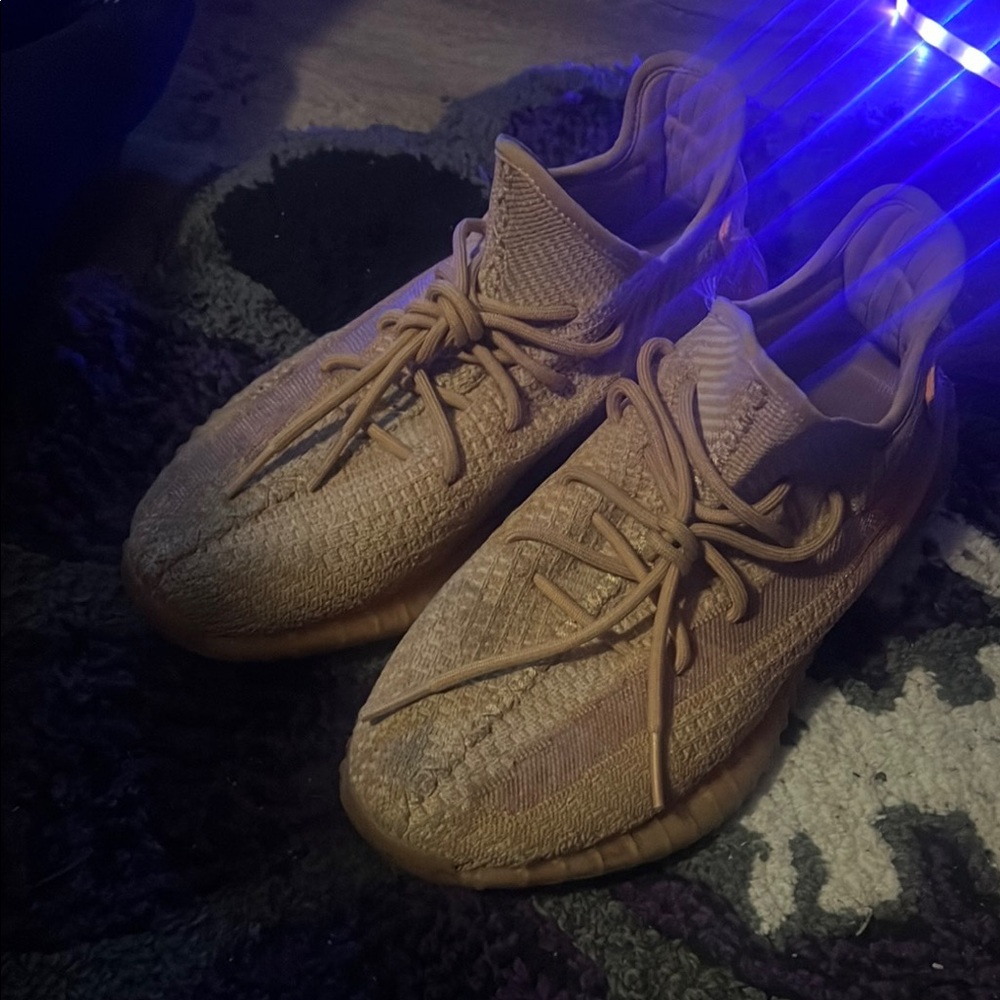 Adidas Yeezy Boost 350 V2 Tan Sneakers